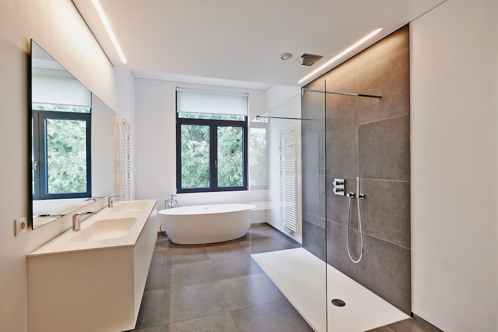 Consejos para reformar un baño: transforma tu espacio con estilo